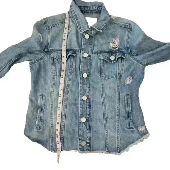 Blank NYC Women's Light Wash Distressed Denim Jacket S - Picture 14 of 15